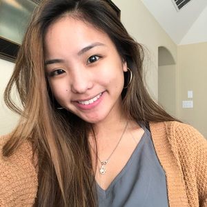 Meet your Posher, Maxene